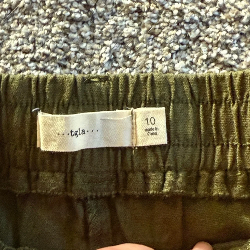 Brand new with tags‎ girls pants from Francesca’s size 10